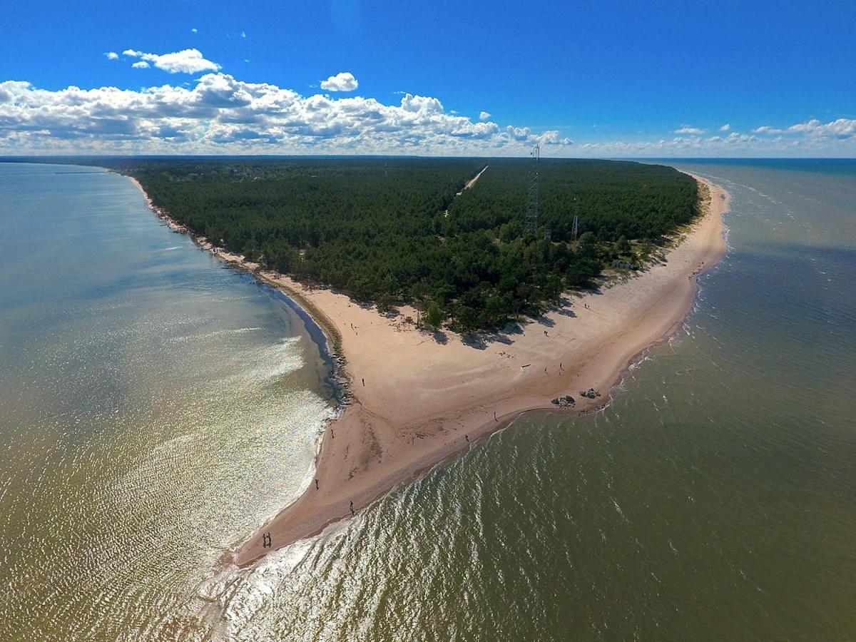Вилла Atputas Majinas Kolka- Madaras Un Rota Экстерьер фото
